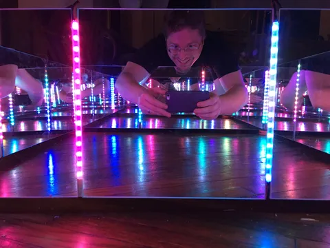 Peering into the infinity mirrors of Headspace
